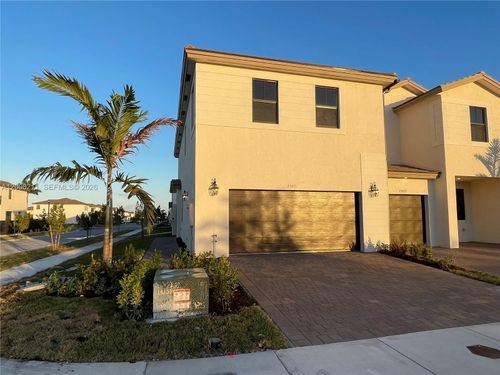 23011-23011 Sw 131st Ave, Miami, FL, 33170-2782 | Card Image