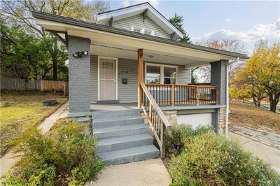 6714 Paseo Boulevard, House other with 4 bedrooms, 1 bathrooms and null parking in Kansas City MO | Image 1