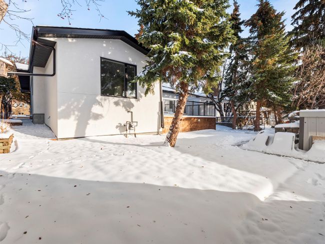 2731 Conrad Dr Nw, House detached with 5 bedrooms, 3 bathrooms and 2 parking in Calgary AB | Image 46