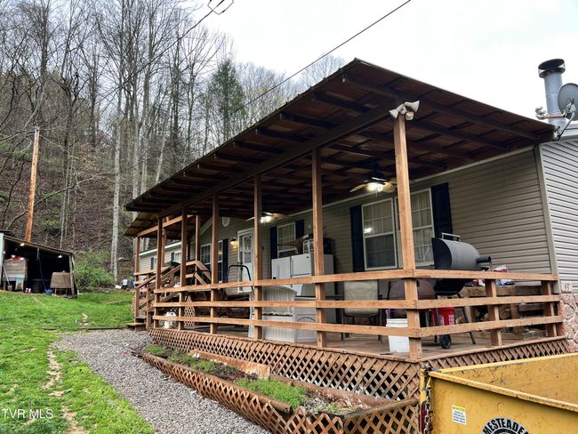 9536 Mcfall Fork Rd, House other with 3 bedrooms, 2 bathrooms and null parking in Pound VA | Image 49