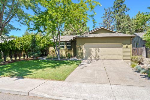 488 Sw Forest Grove Dr, Bend, OR, 97702-1158 | Card Image