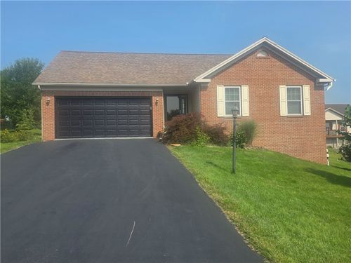 107 Ashton Dr, Mount Pleasant, PA, 15666-2163 | Card Image