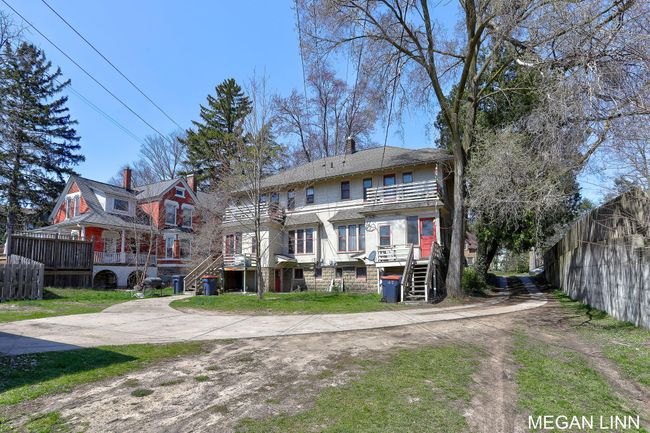 186 W 12 Th St, House other with 6 bedrooms, 3 bathrooms and null parking in Holland MI | Image 6