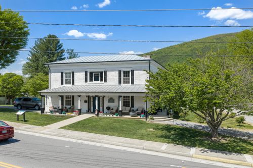 19391 Main St, Buchanan, VA, 24066-5502 | Card Image