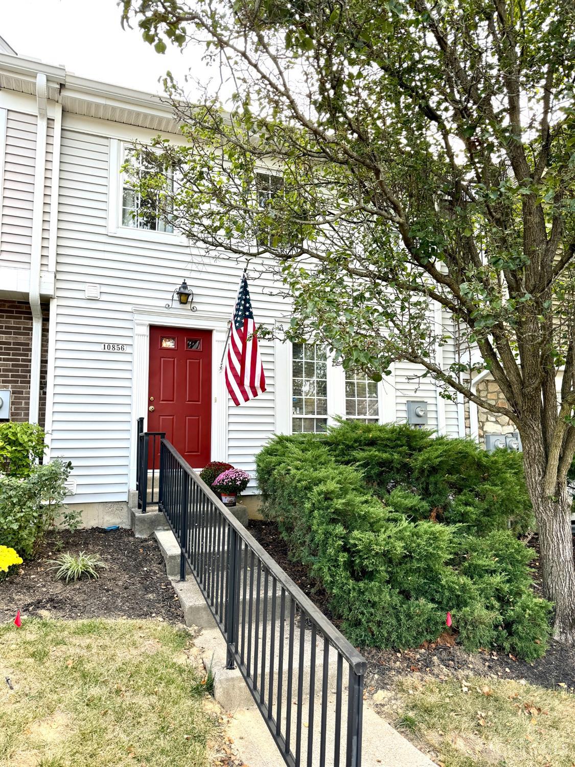 Lakehurst Ct, Cincinnati, OH 45242