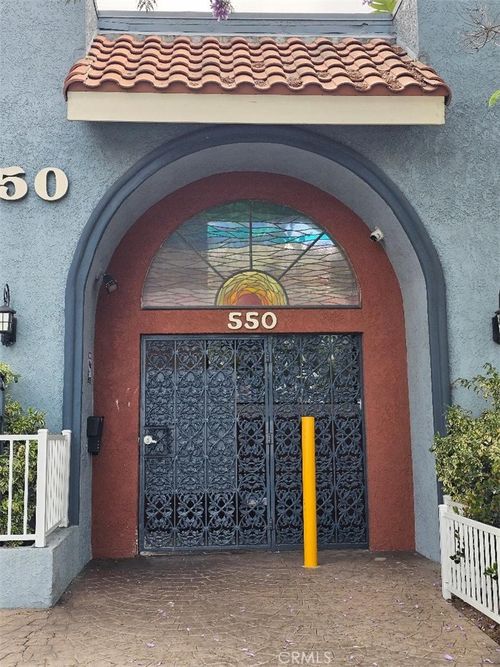 320-550 Orange Avenue, Long Beach, CA, 90802 | Card Image
