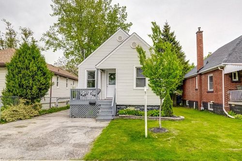 284 Tolton Ave, Hamilton, ON, L8H5P5 | Card Image