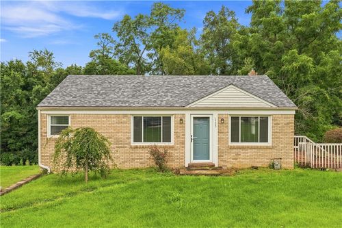 225 Coral Dr, Upper St. Clair, PA, 15241-1605 | Card Image