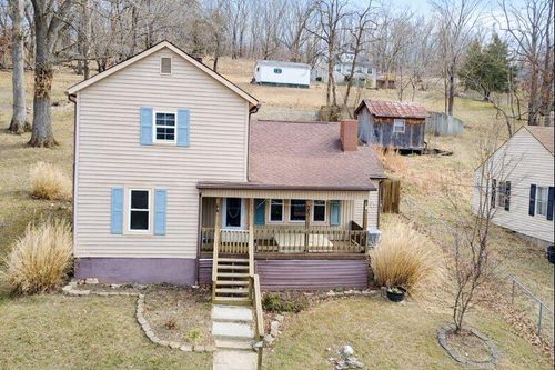 2031 S Carpenter Dr, Covington, VA, 24426-2405 | Card Image