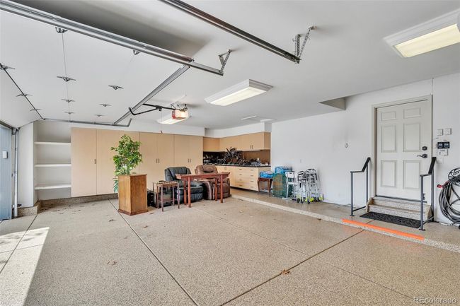 Garage | Image 37