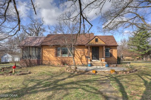 208 N College Street, Webb City, MO, 64870 | Card Image