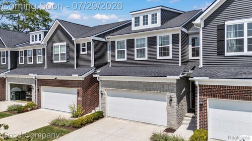 4685 Broomfield Way, Lake Orion, MI, 48359-1955 | Card Image