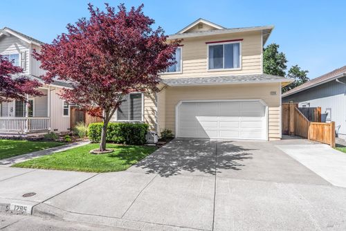 1295 Peterson Lane, Santa Rosa, CA, 95403 | Card Image