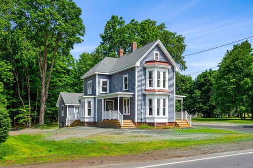 1 S Main St, Newton, NH, 03858-3311 | Card Image