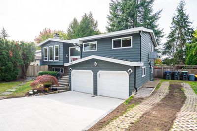 6243 171 St, House other with 4 bedrooms, 3 bathrooms and 6 parking in Surrey BC | Image 3