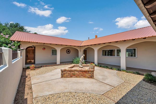 1510 W School, House other with 4 bedrooms, 3 bathrooms and 4 parking in Stanton TX | Image 6