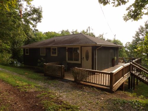 499 Johnson Loop Rd, Pikeville, TN, 37367-7325 | Card Image