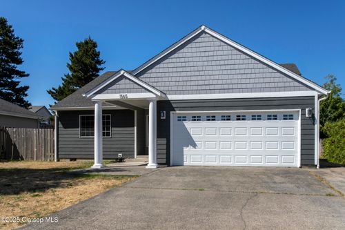 1565 8th Ave, Hammond, OR, 97121-9615 | Card Image
