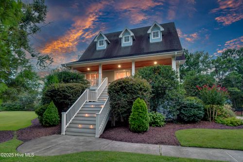 6428 Shinn Creek Ln, Wilmington, NC, 28409-2153 | Card Image