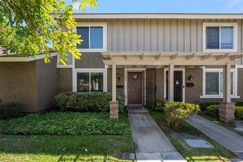 11086 Camden Way, Stanton, CA, 90680 | Card Image