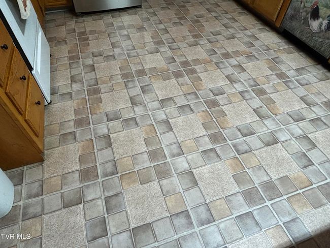 kitchen floor | Image 55