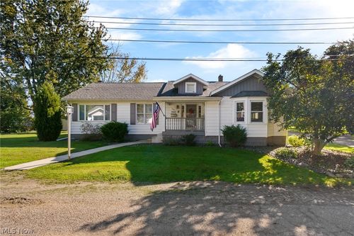 664 Scott Pl Nw, Massillon, OH, 44647-5270 | Card Image