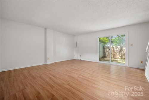 apt-d-7309 Pebblestone Dr, Charlotte, NC, 28212-0018 | Card Image