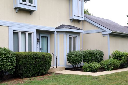 402 Catbird Ln, Deerfield, IL, 60015-3661 | Card Image