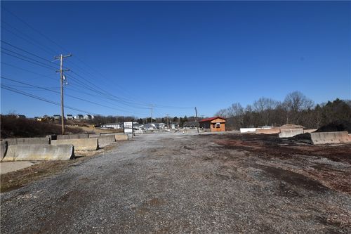 119 S Pike Rd, Sarver, PA, 16055-9207 | Card Image