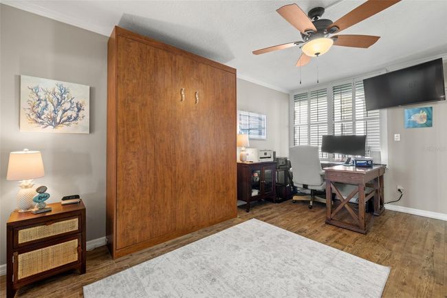 Murphy bed in guest bedroom | Image 21