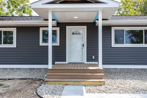 2041 Carter Rd, Midland, MI, 48642-9228 | Card Image