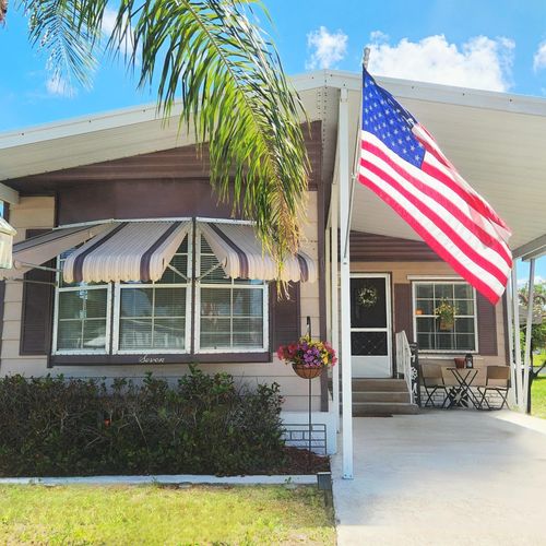 7 Guadalupe, Port St. Lucie, FL, 34952-3429 | Card Image