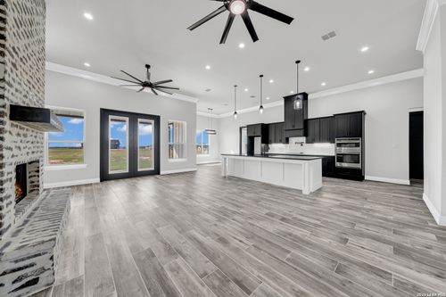 158 Estates Dr, La Vernia, TX, 78121-0147 | Card Image