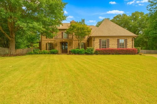 10374 Herons Ridge Cv, Lakeland, TN, 38002-8290 | Card Image