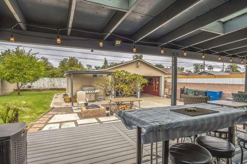 633 E E St, Ontario, CA, 91764 | Card Image