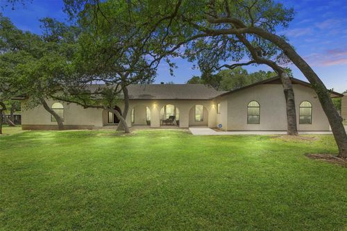 6636 Circle Oak Dr, Bulverde, TX, 78163-2336 | Card Image