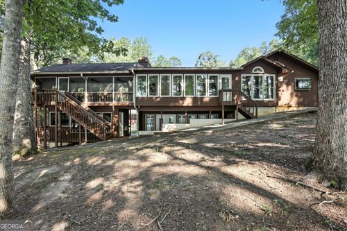 119 Ridgemore Cir, Toccoa, GA, 30577-7104 | Card Image