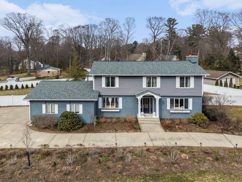17317 Ferris Street, Grand Haven Charter Township, MI, 49417 | Card Image