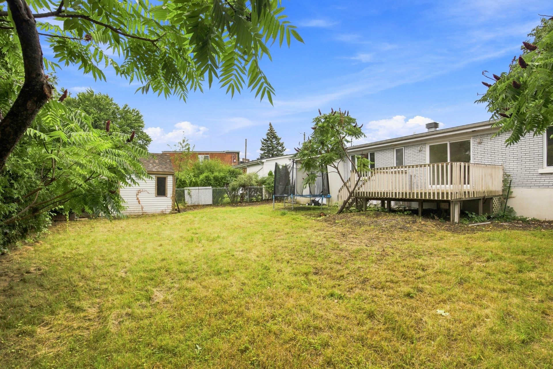 Residential in La Prairie 4
