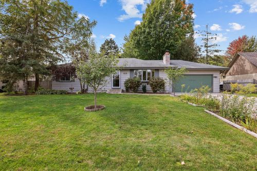 1244 Highview Dr, New Brighton, MN, 55112-2410 | Card Image