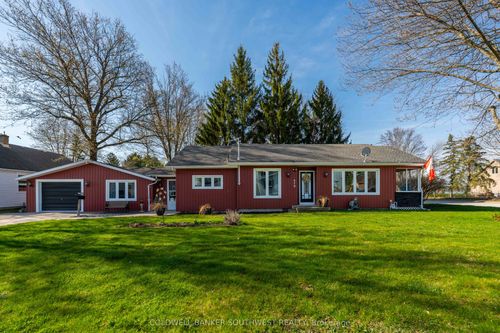 479 William St, Saint Clair, ON, N0P2B0 | Card Image
