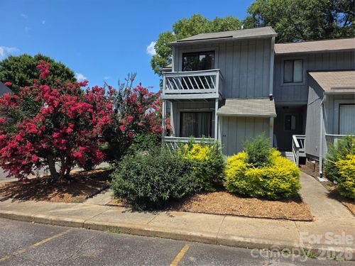 22-100 Willow Run Dr, Gastonia, NC, 28056-9246 | Card Image