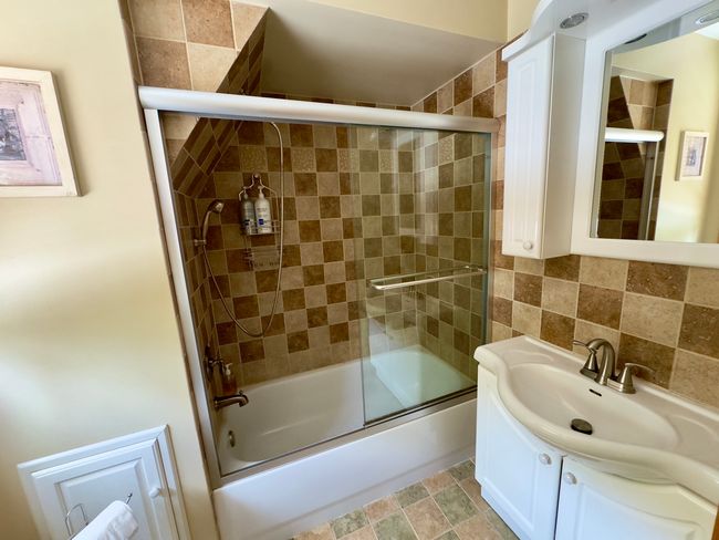 9321 S 81 St Ct, House other with 3 bedrooms, 3 bathrooms and 2 parking in Hickory Hills IL | Image 14