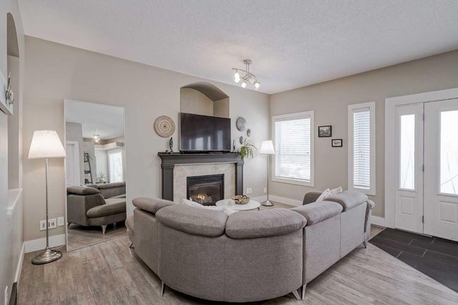 260 Chaparral Ridge Cir Se, House other with 4 bedrooms, 4 bathrooms and 2 parking in Calgary AB | Image 8
