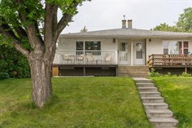 803b 45 St Sw, Home with 2 bedrooms, 2 bathrooms and 1 parking in Calgary AB | Image 2