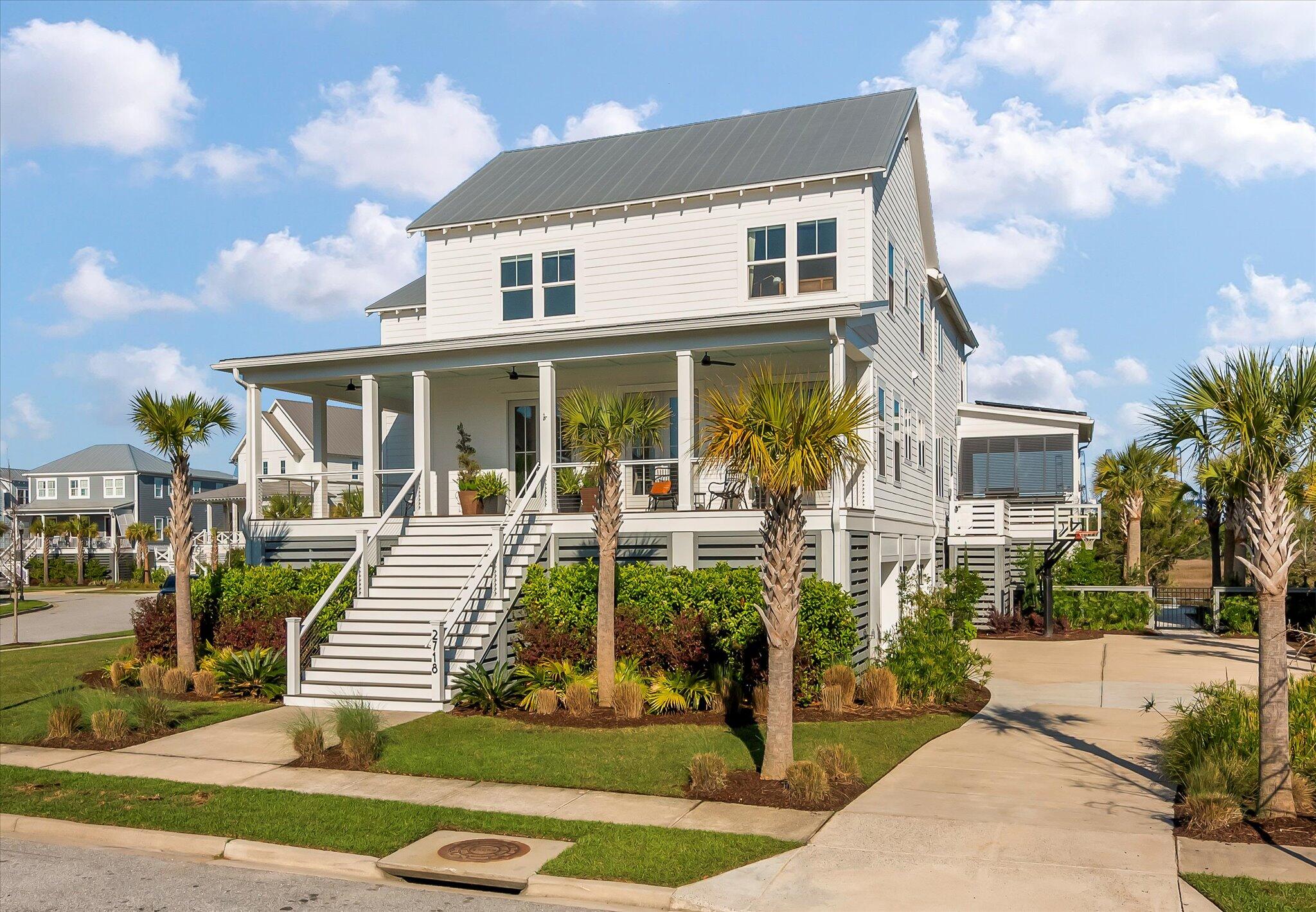 Waker St, Daniel Island, SC 29492