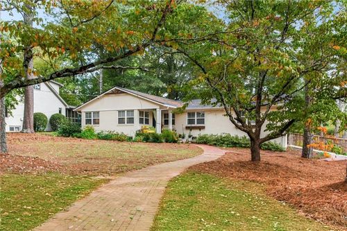 735 Stewart Ave Nw, Marietta, GA, 30064-2131 | Card Image