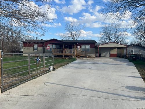 218 W 2nd St, Elmendorf, TX, 78112-5680 | Card Image