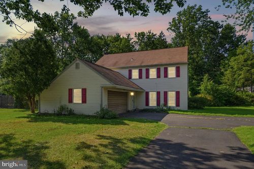 578 Coach Rd, Horsham, PA, 19044-1613 | Card Image