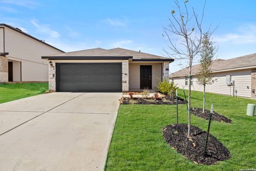 316 Cottonmouth Ln, Seguin, TX, 78155-3988 | Card Image